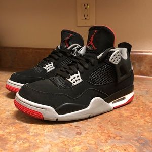 Air Jordan’s 4 Bred